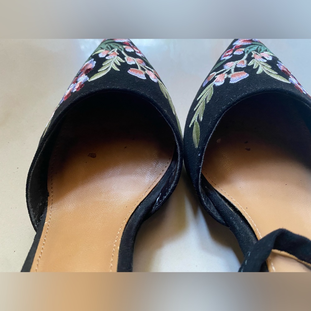Forever 21 Faux Suede Heels - Picture 3 of 7